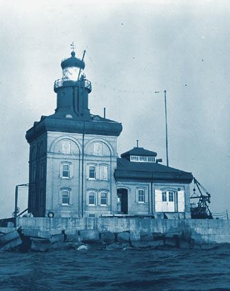 Toledo Harbor Lighthouse